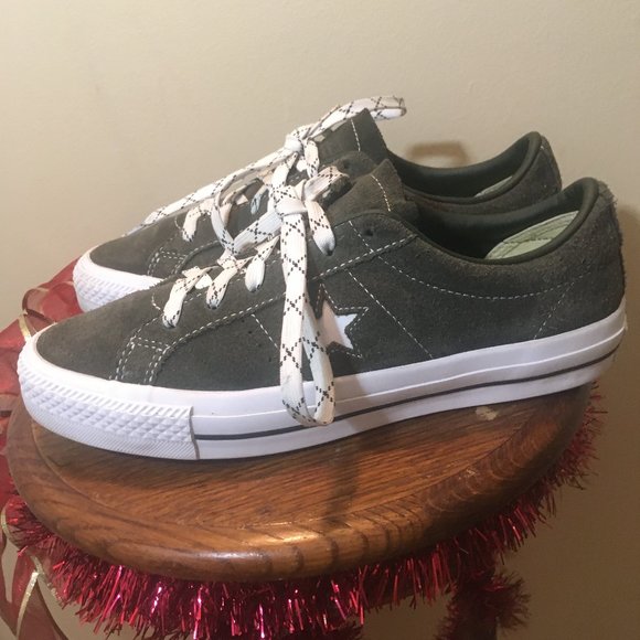 Converse Other - Converse One Star Low Tops Casual Sneakers